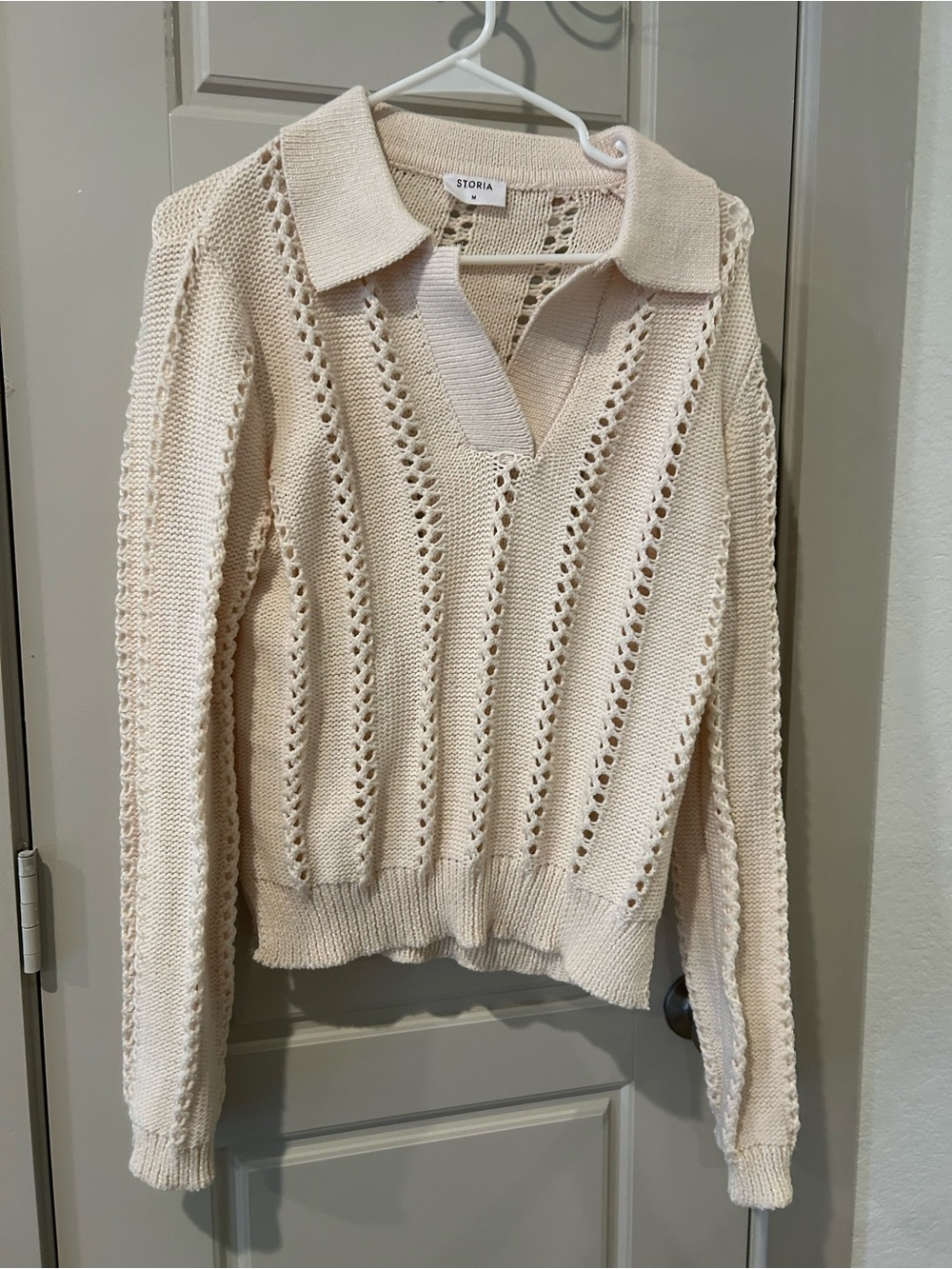 STORIA Oatmeal Tan polo Sweater medium